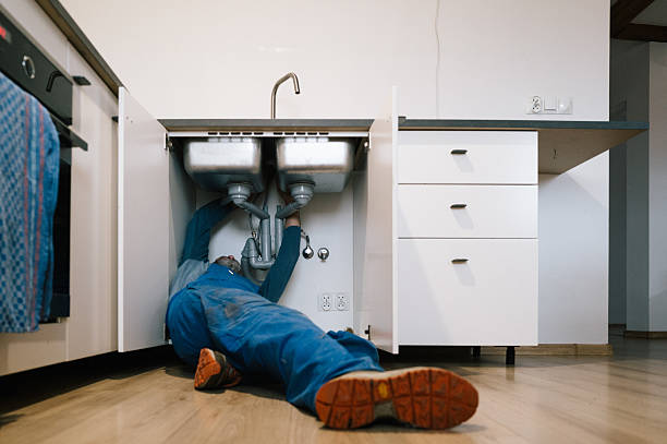 Professional Pipe Repair technician working in Broadway, VA